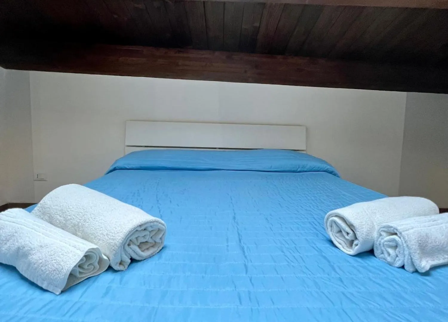 Cefalu Center Apartments Penzion