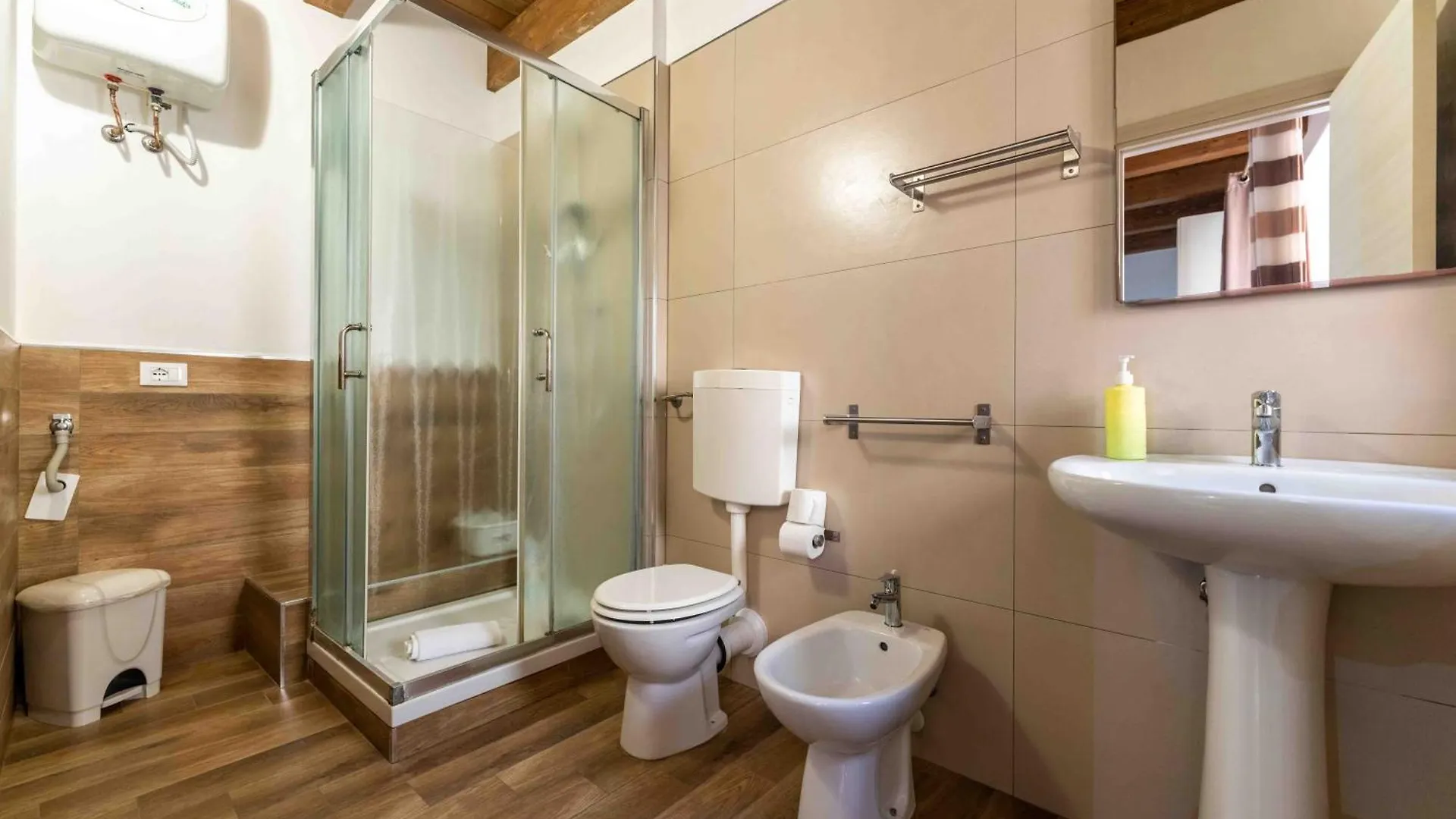 Cefalu Center Apartments Πανσιόν