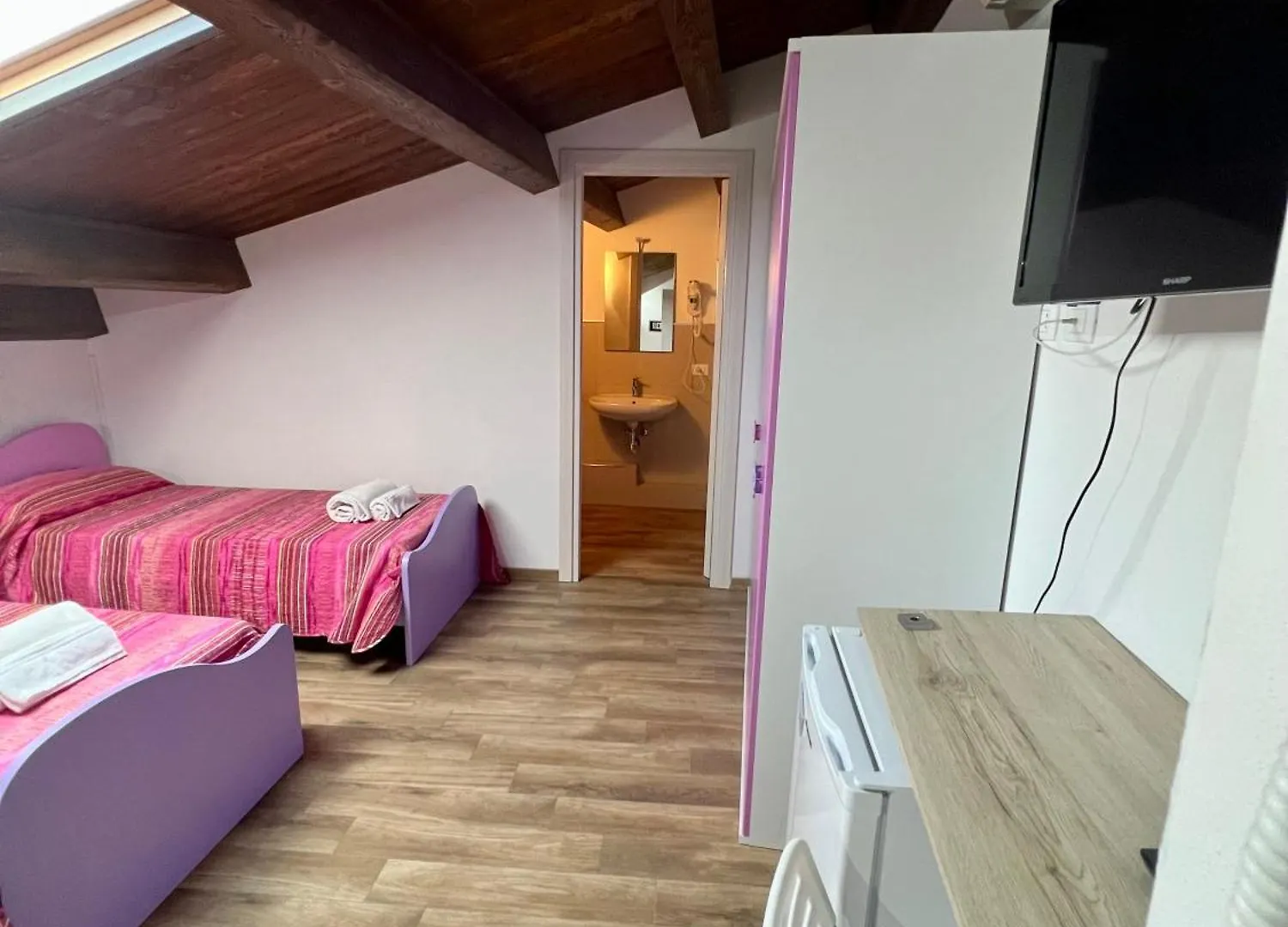 Cefalu Center Apartments 0*,