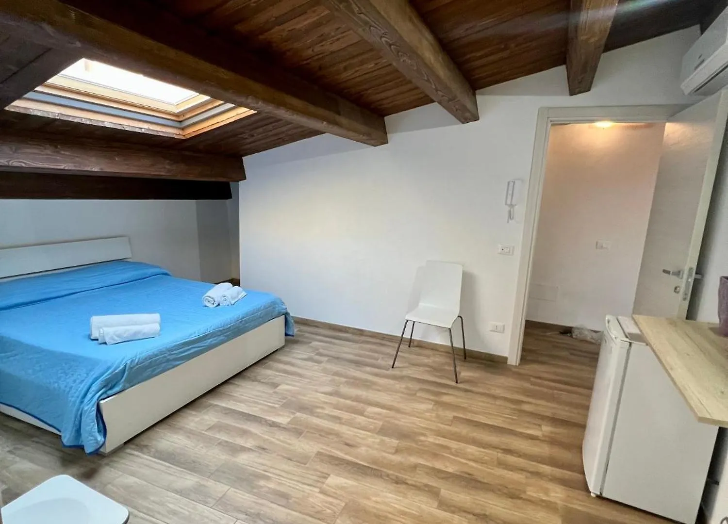 Cefalu Center Apartments 0*,