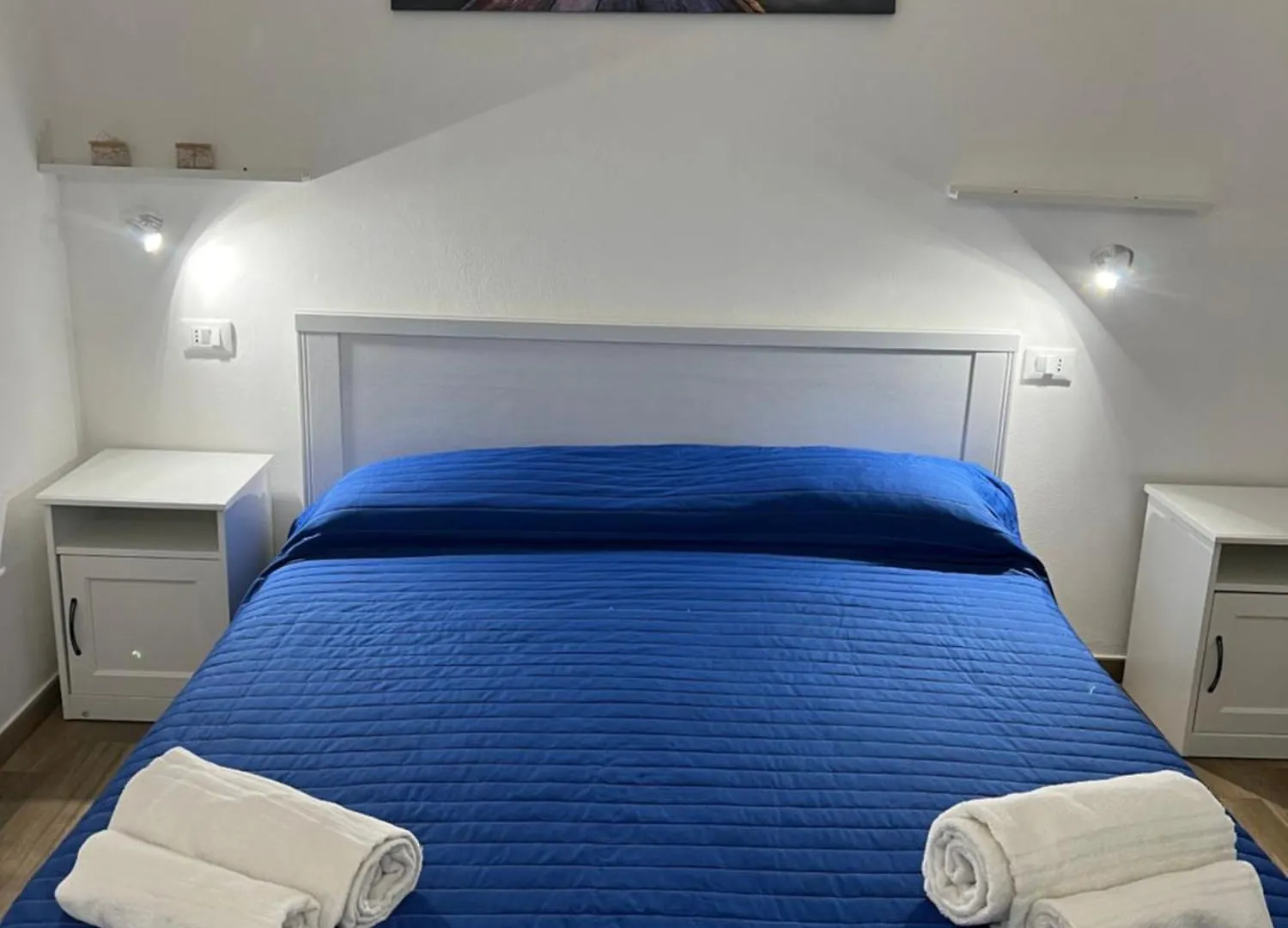 Cefalu Center Apartments 0*,  Italy