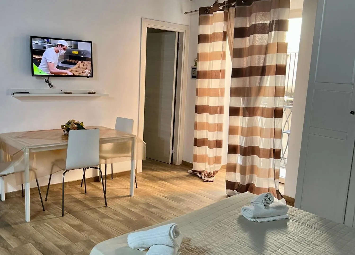 Cefalu Center Apartments