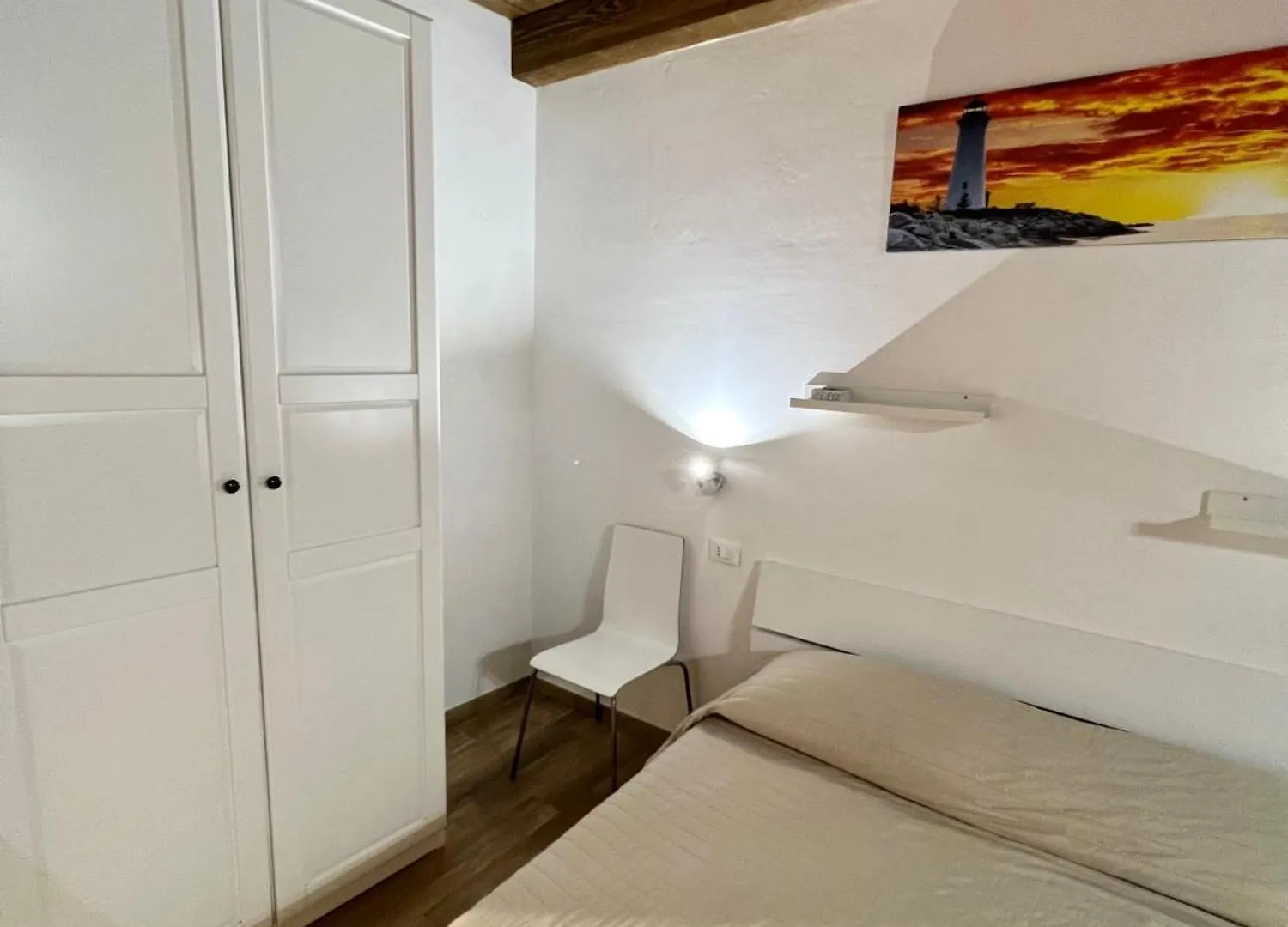 Cefalu Center Apartments 0*,
