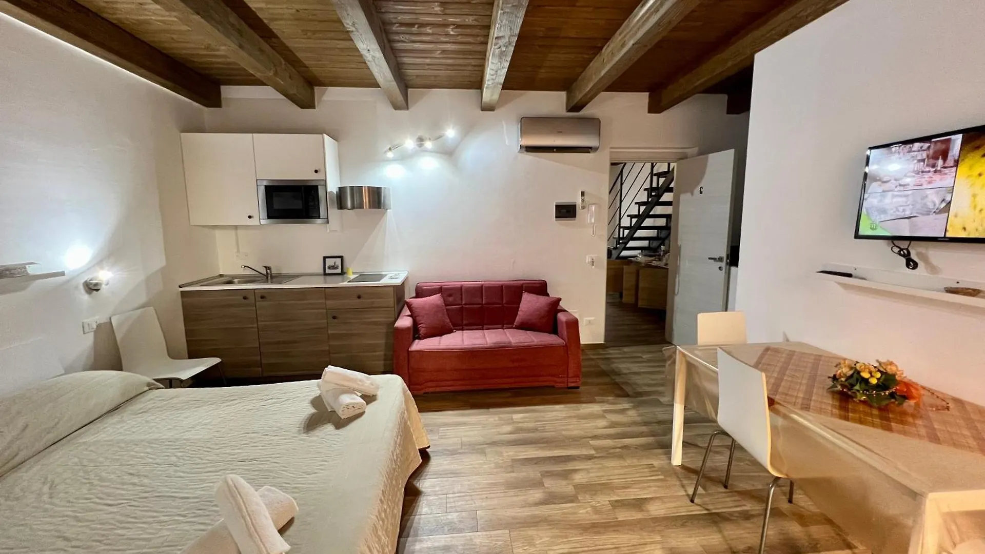 Guest house Cefalu Center Apartments Italy