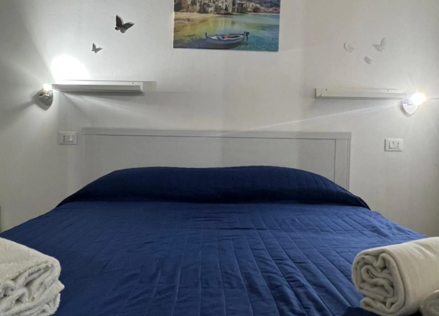Cefalu Center Apartments Italy